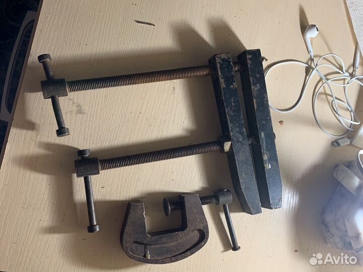 Тиски слесарные бу СССР