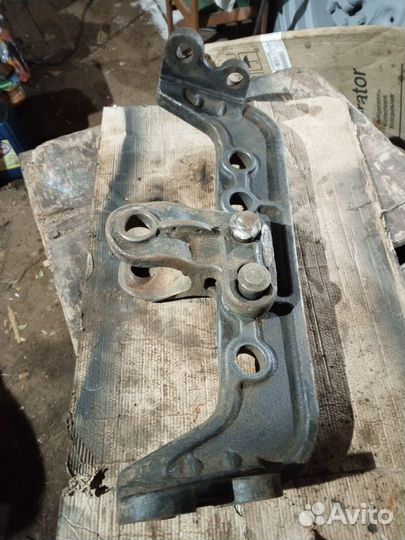 Поперечина навески мтз