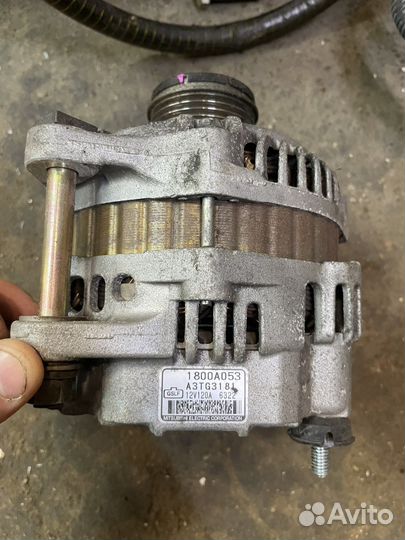 Генератор на митсубиси аутлендер