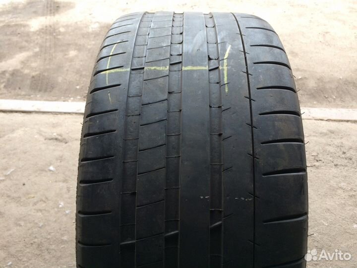 Michelin Pilot Super Sport 265/35 R19