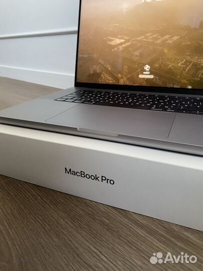 Macbook Pro 16 M1 Pro 16 512