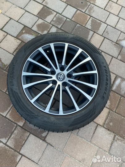Triangle EffeXSport TH202 215/55 R17 98Y