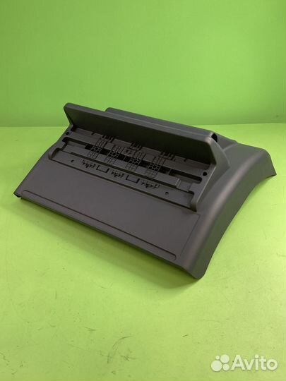 Крыло правое задн. (задн. часть) \RVI Premium SP40