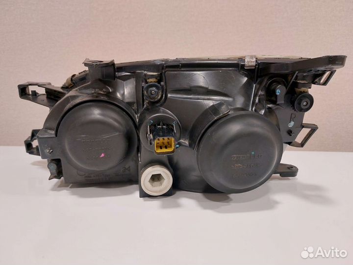 Фара правая тойота калдина st 210