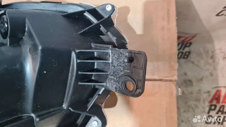 Фара Subaru Impreza XV GK правая