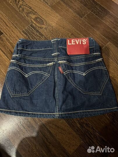 Джинсовая юбка levis