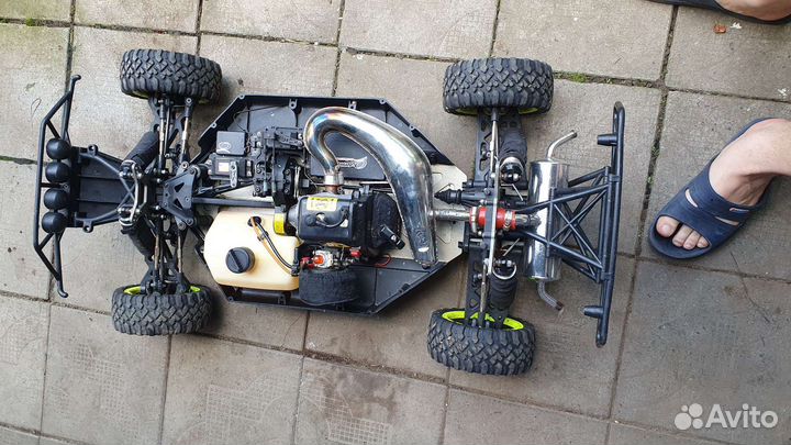Радиоуправляемая модель с двс