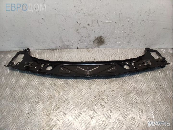 Планка телевизора верхняя на BMW F48 s1139388