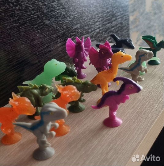 Завры из пятерочки. Стикерсы магнит