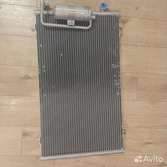 Радиатор кондиционера pontiac vibe