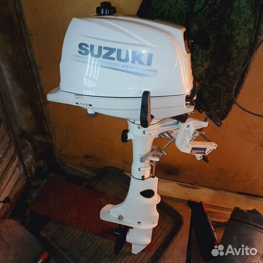 Suzuki DF 6 AS белый