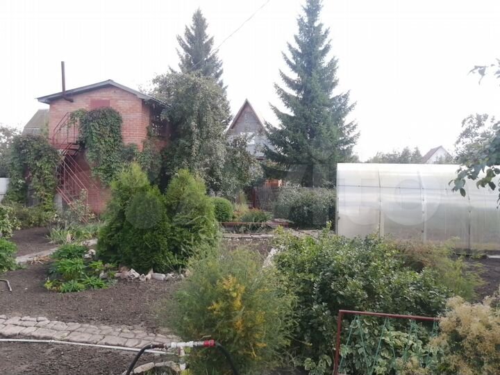 Дача 20 м² на участке 5 сот.