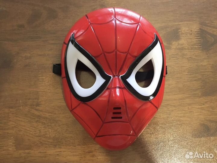 Маска человека-паука Spiderman