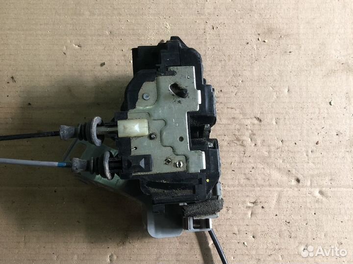 Hyundai elantra замок двери