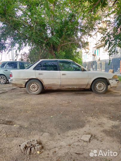 Toyota Corolla 1.6 AT, 1989, 360 000 км