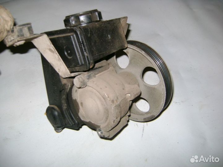 Насос гидроусилителя Peugeot 206