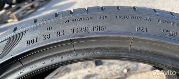 Pirelli P Zero PZ4 255/35 R20