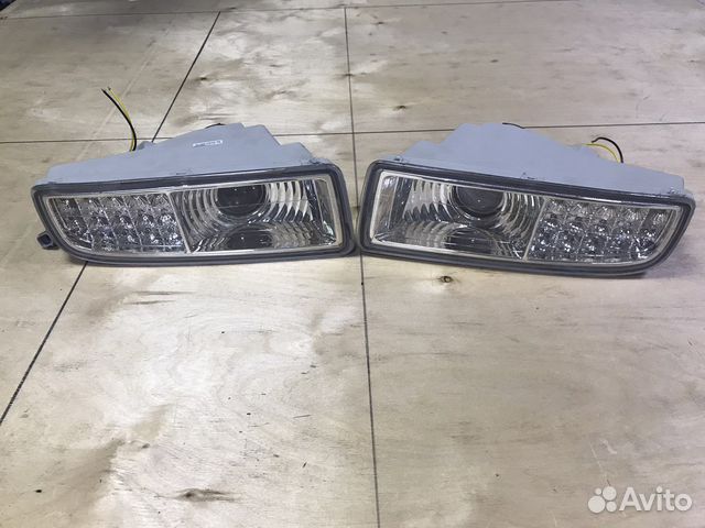Фара противотуманная Lexus LX470 98-07 диодная