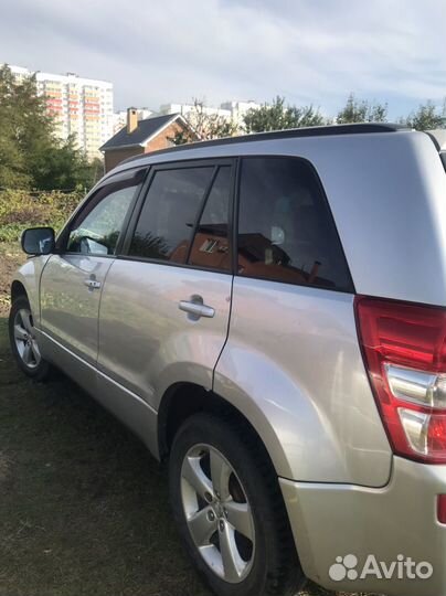 Suzuki Grand Vitara 2.4 AT, 2010, 250 000 км