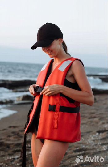 Спасательный жилет