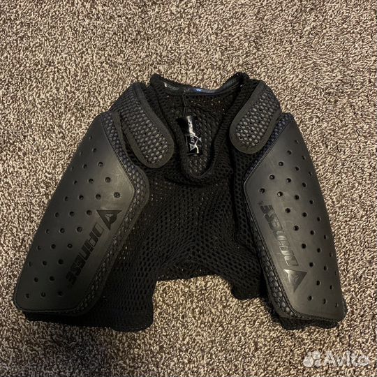 Защитные шорты Dainese