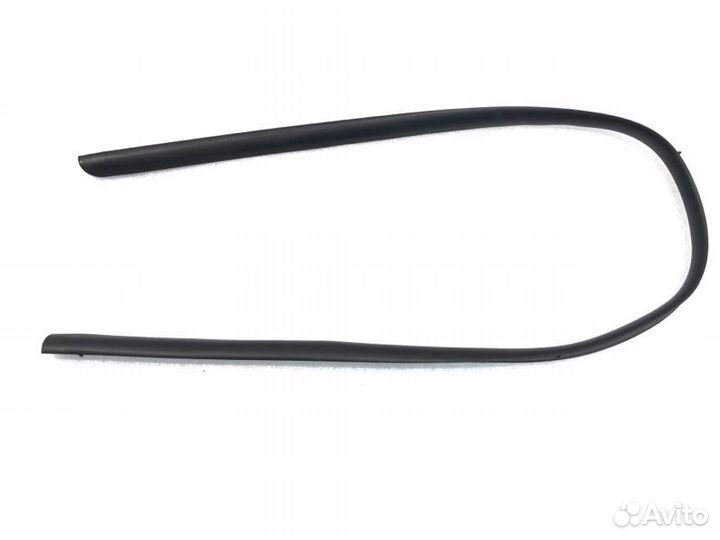 Уплотнитель порога правый Chevrolet Cruze седан