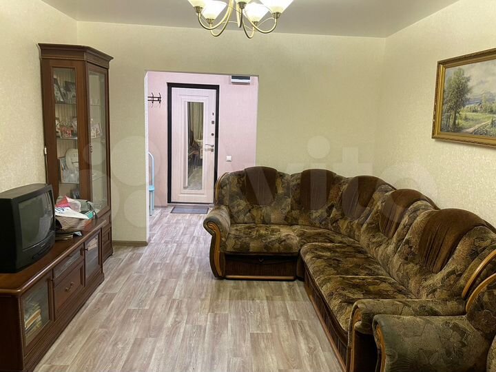 2-к. квартира, 52 м², 5/9 эт.