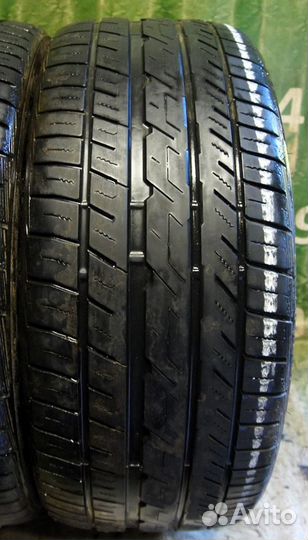 Road Hugger Monarch Metric 225/40 R18 92W