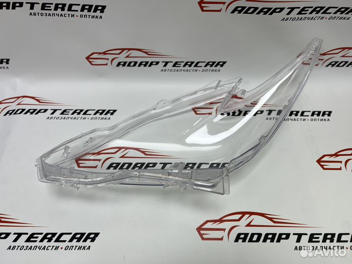 Стекло фары Toyota Prius XW30 2009-15 Ксенон