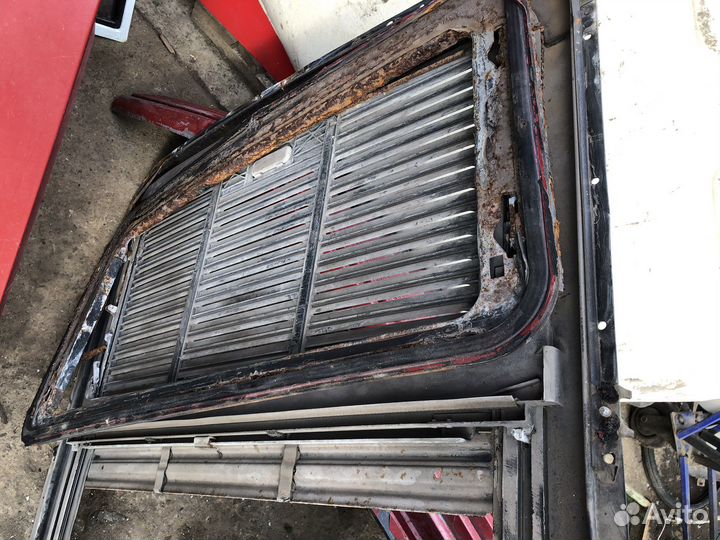 Люк на крышу opel kadett 1986г