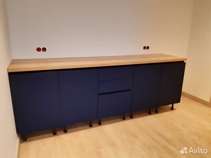 Рабочее место у окна