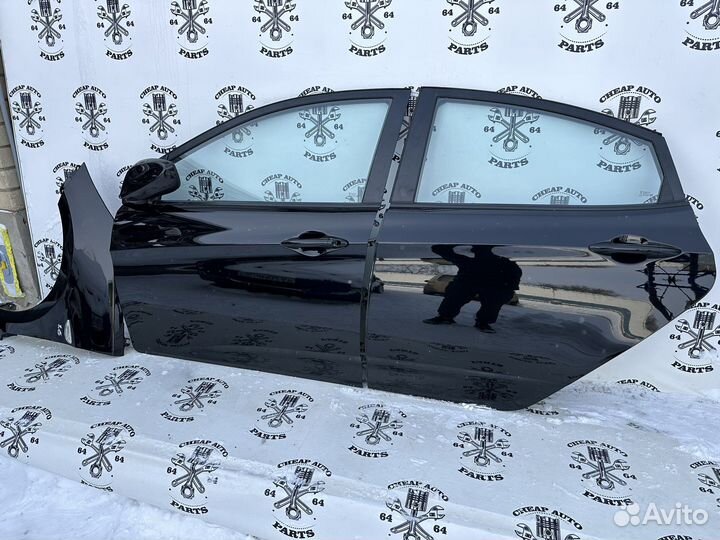 Чёрные левые двери Hyundai Solaris 1 Оригинал