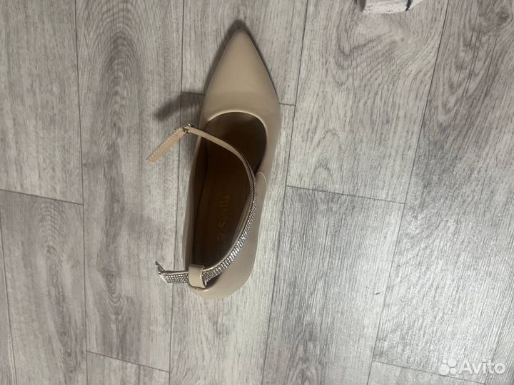 Туфли женские 37 размер
