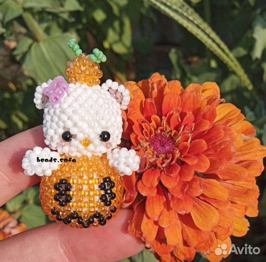 Hello kitty в тыкве игрушка