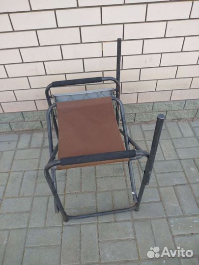 Большой складной стул со столиком для отдыха