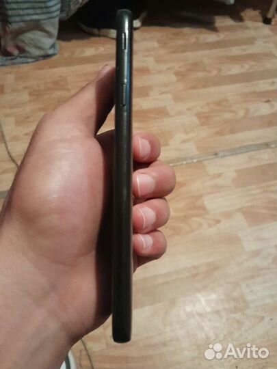 Телефон Samsung galaxy j6
