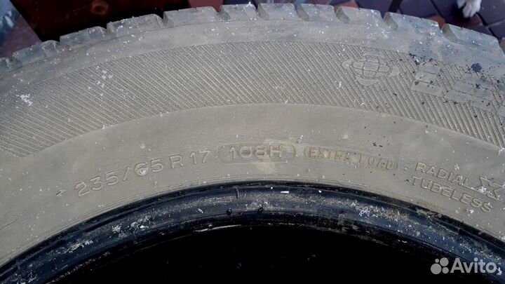 Michelin Latitude Tour HP 235/65 R17