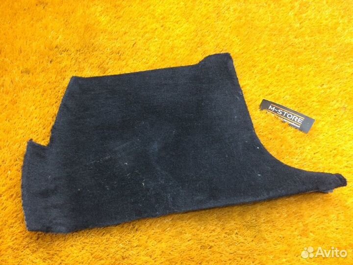 Обшивка стойки передняя правая Mercedes-Benz