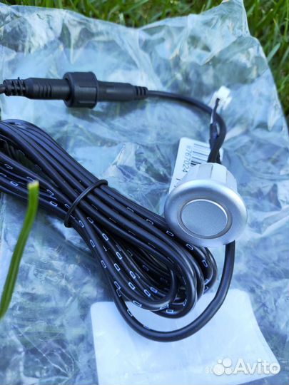 Датчик парктроника FJ40 silver с разъемом, 18,8 мм