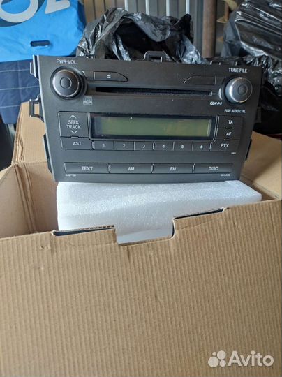 Продам магнитолу от Тойоты corolla