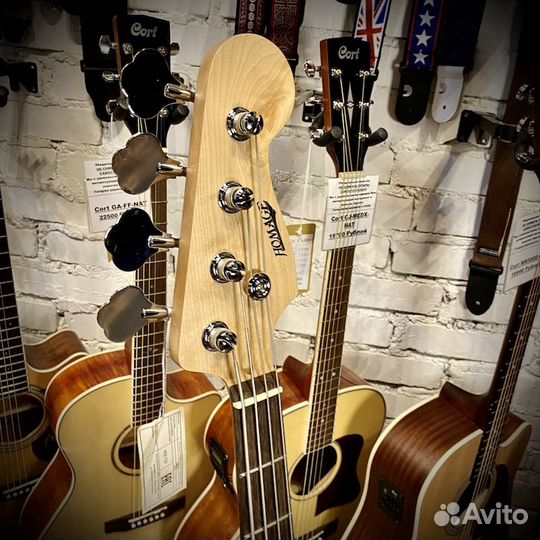 Бас-гитара Homage HEB710RD Красная