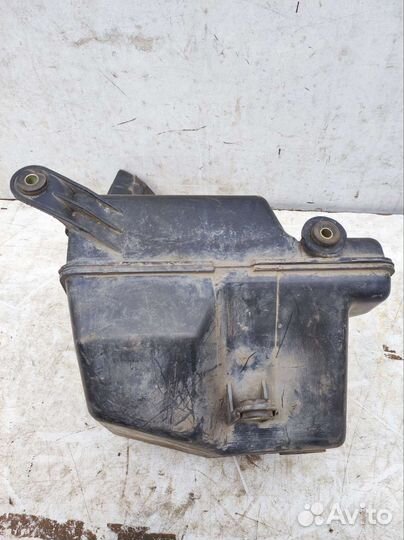 Резонатор воздушного фильтра Hyundai Sonata IV EF