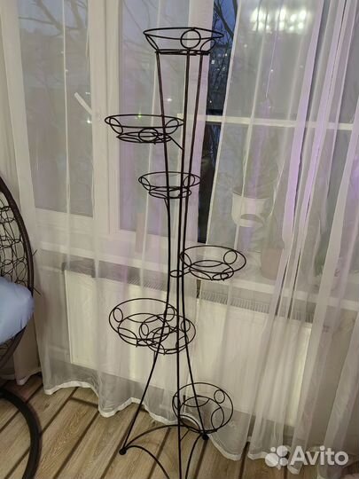 Подставка для цветов и полочки