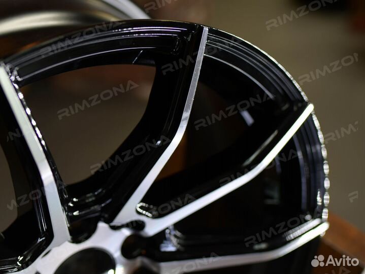 Литые диски Shogun R18 для Mitsubishi