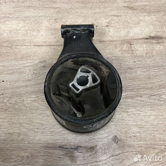 Подушка двигателя задняя Opel Astra j