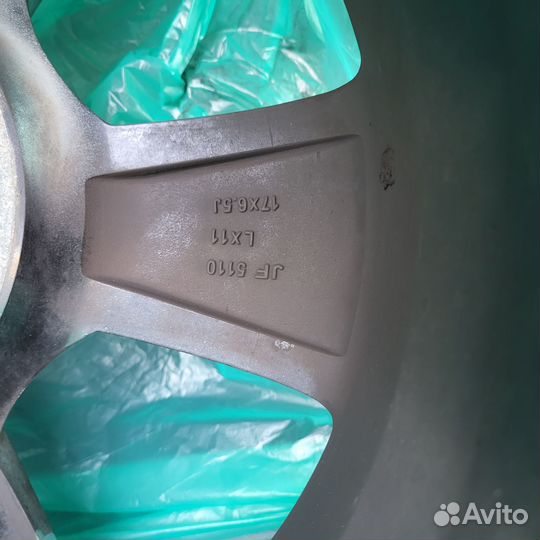 Колеса на lexus Toyota rx r17 с резиной