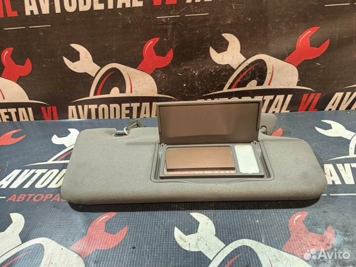 Солнцезащитный козырек правый Nissan Murano