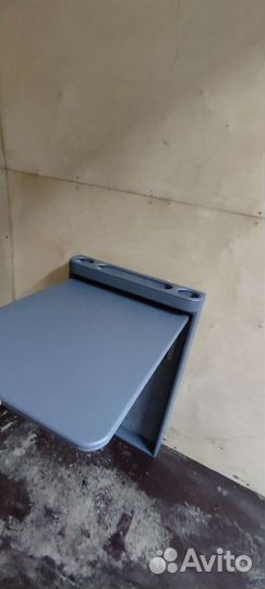 Столик складной для микроавтобусов.дом на колесах