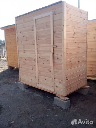 Дачный душ с раздевалкой