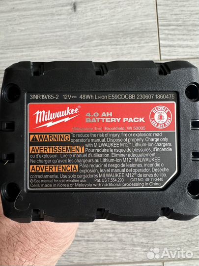 Аккумулятор Milwaukee m12 4Ач